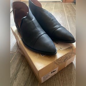 Free People Royale flat